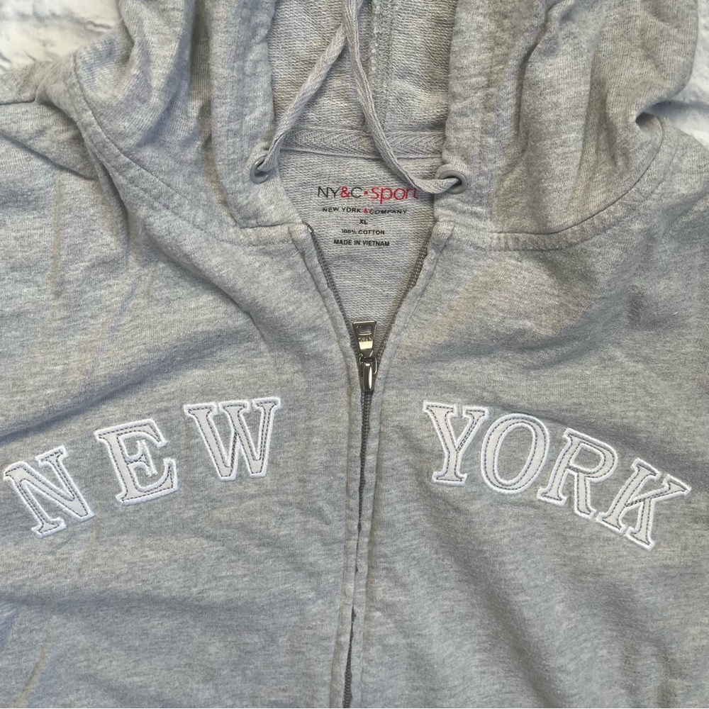 New York & Company Hoodie - Picture 2 of 3
